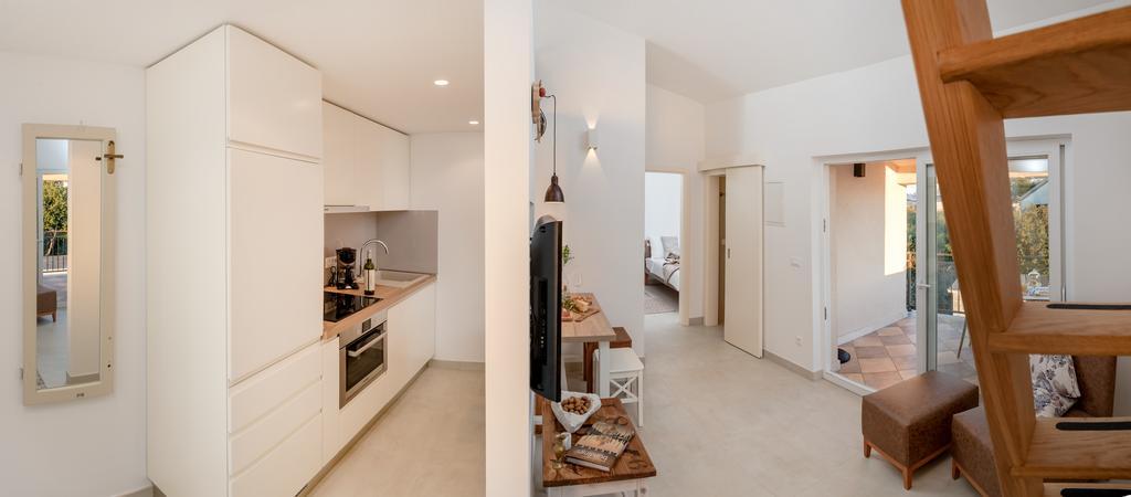 Arka Trogir Apartments - Seget Vranjica Buitenkant foto