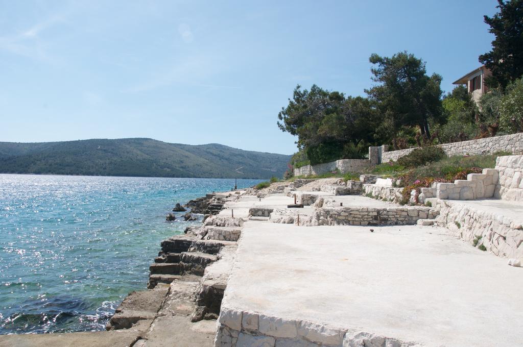 Arka Trogir Apartments - Seget Vranjica Buitenkant foto
