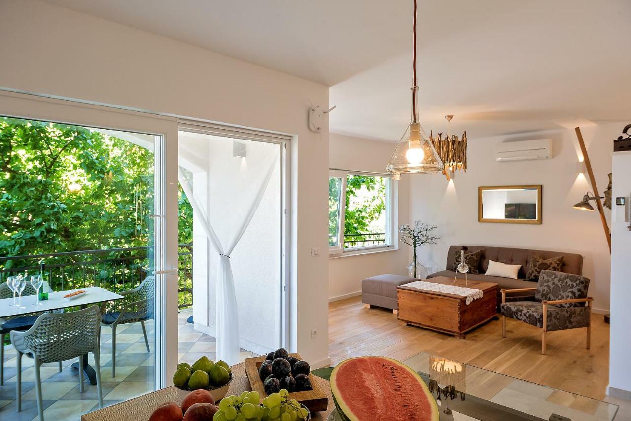 Arka Trogir Apartments - Seget Vranjica Buitenkant foto